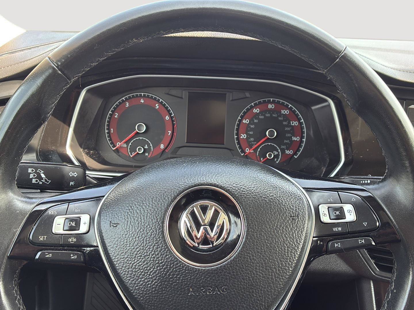 Used 2019 Volkswagen Jetta SE w/ Cold Weather Package FWD image 35