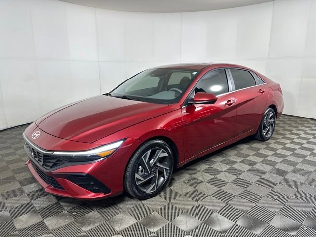 Certified 2024 Hyundai Elantra SEL w/ Convenience Package image 7