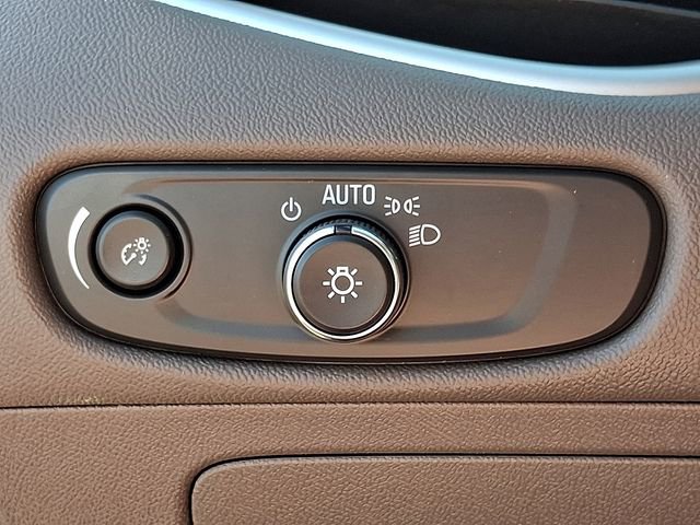 Used 2024 Chevrolet Malibu LT image 24