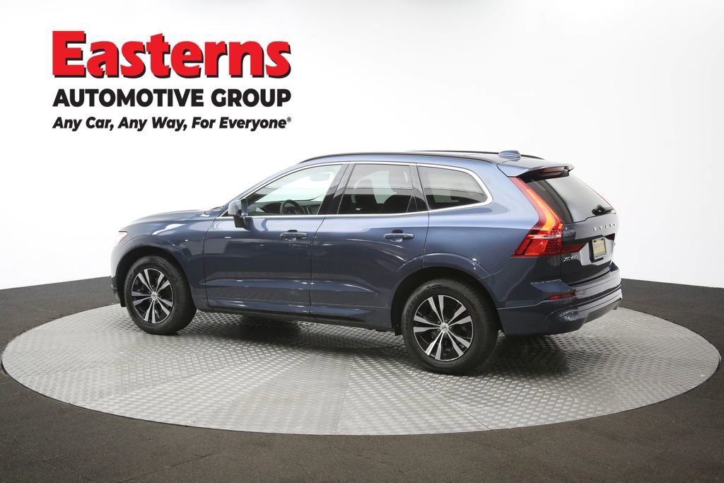 Used 2023 Volvo XC60 B5 Core image 62