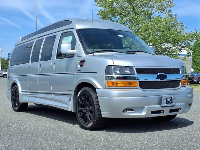 New 2025 Chevrolet Express 2500 Extended w/ Driver Convenience Package image 4