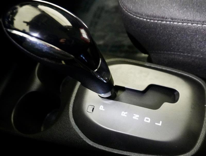 Used 2020 Chevrolet Spark LT image 22