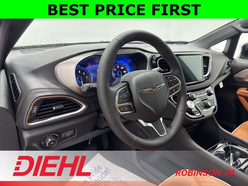 New 2026 Chrysler Pacifica Pinnacle image 28