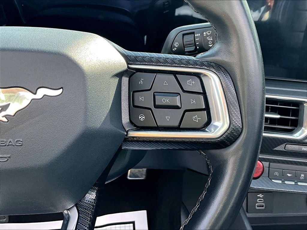 Used 2025 Ford Mustang Premium RWD image 23