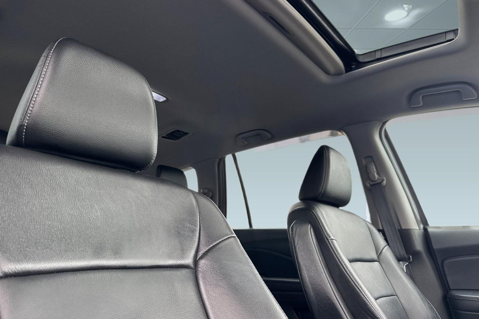 Used 2017 Honda Pilot EX-L image 23
