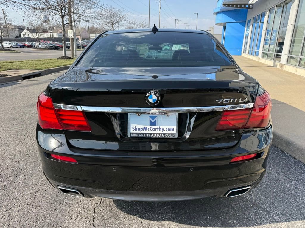 Used 2013 BMW 750Li image 12