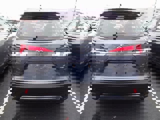 Used 2023 Toyota Corolla Cross L image 6