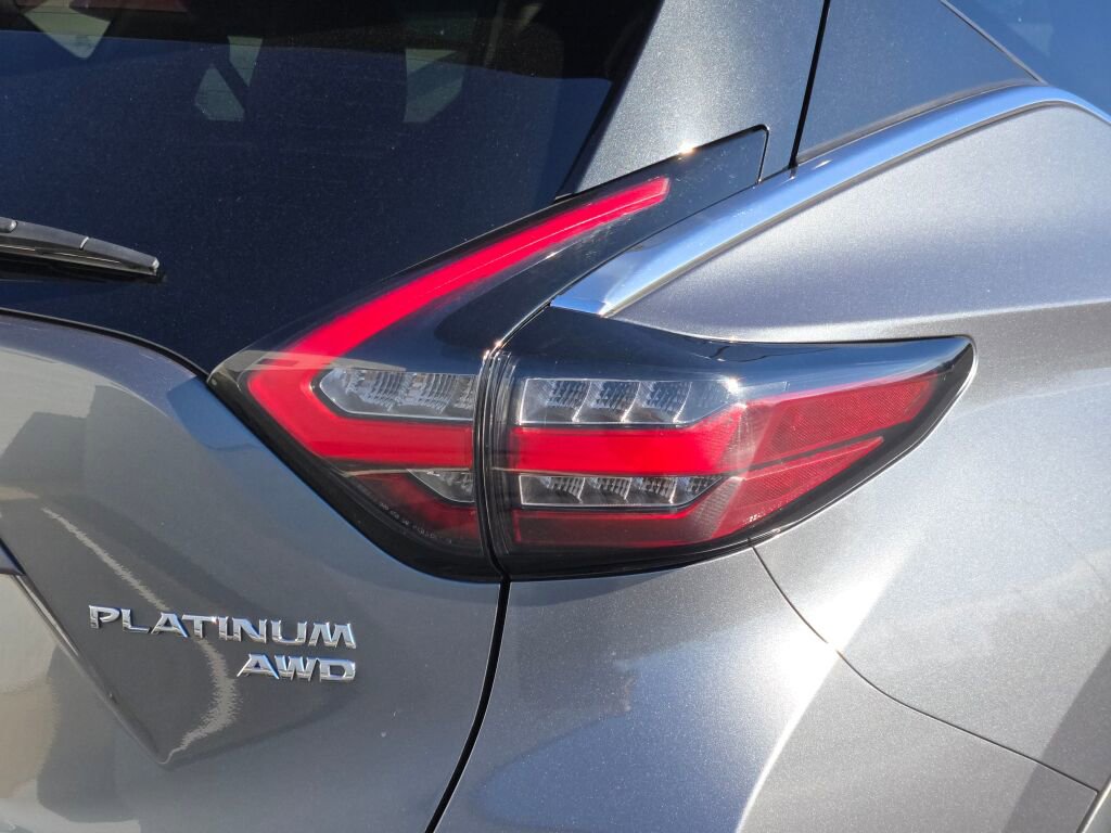 Used 2019 Nissan Murano Platinum image 11