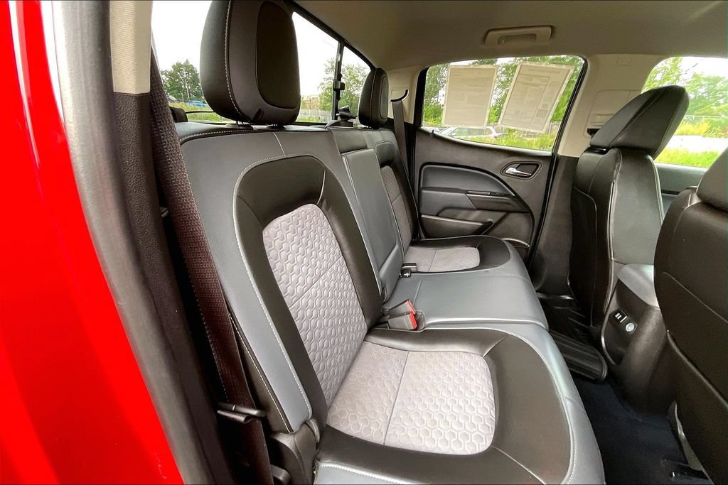 Used 2015 Chevrolet Colorado Z71 AWD/4WD image 25