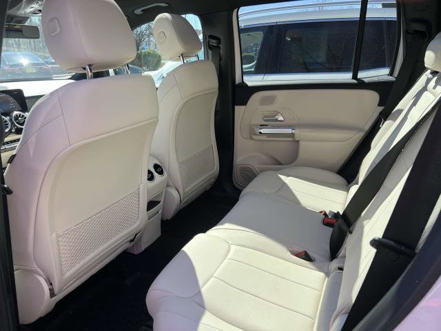 Certified 2024 Mercedes-Benz GLB 250 4MATIC image 11