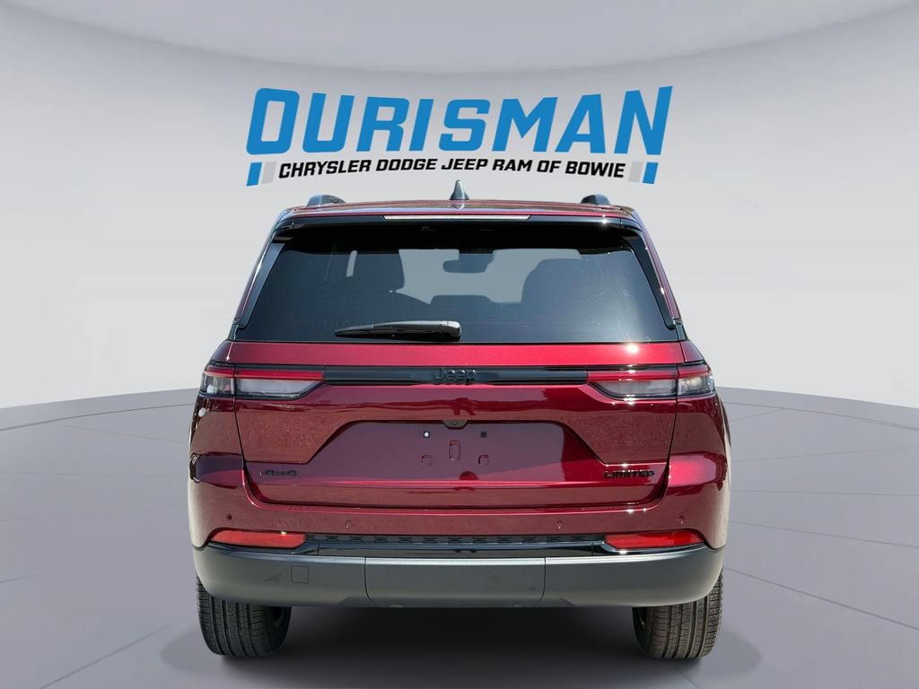 New 2025 Jeep Grand Cherokee Limited w/ Black Appearance Package AWD/4WD image 3