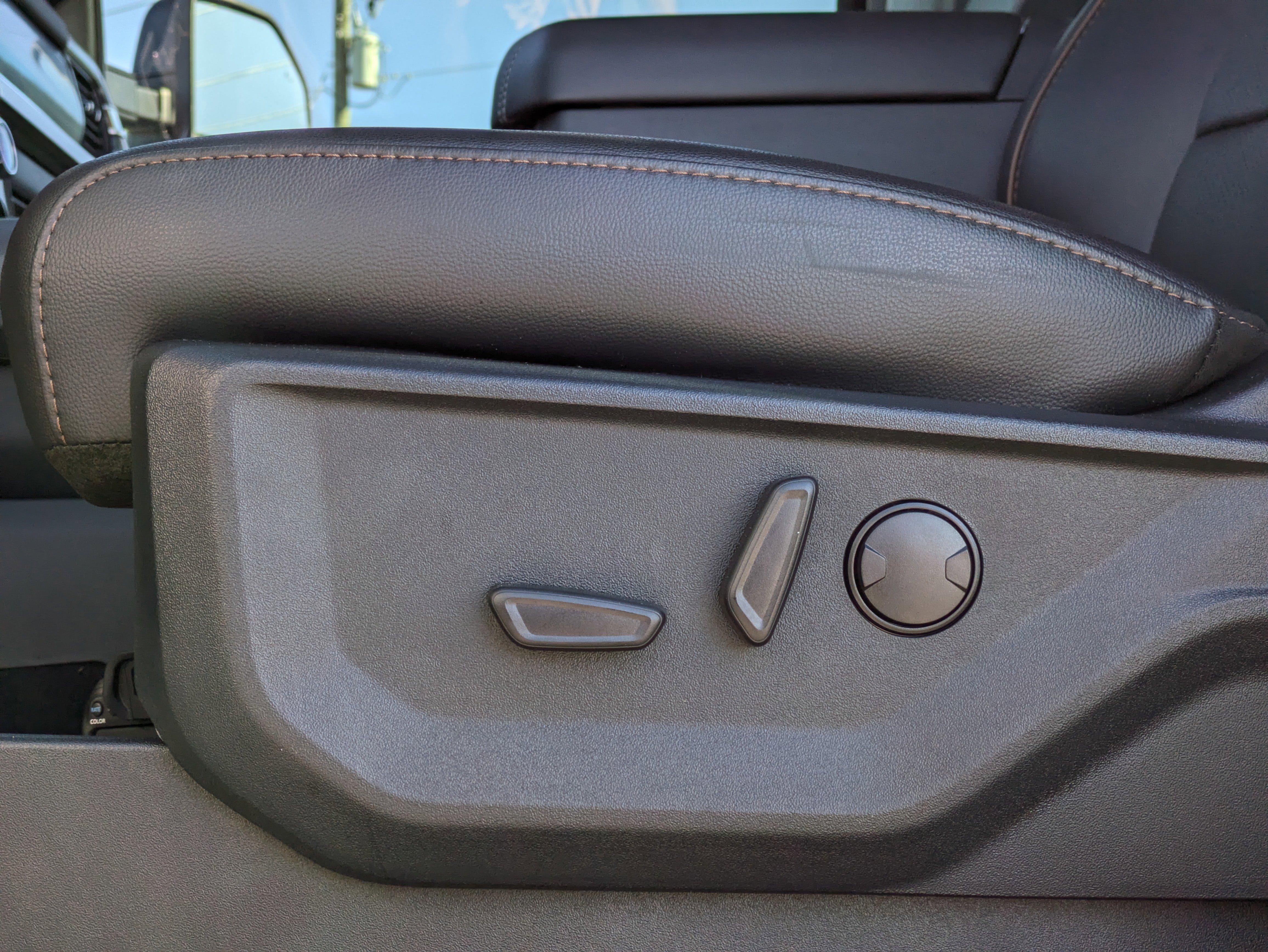 New 2025 Ford F350 Lariat w/ Lariat Ultimate Package image 51