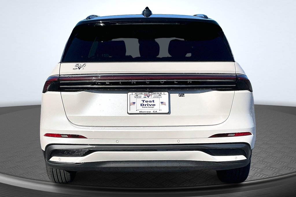 Used 2026 Lincoln Nautilus Reserve w/ Jet Appearance Package AWD/4WD image 6