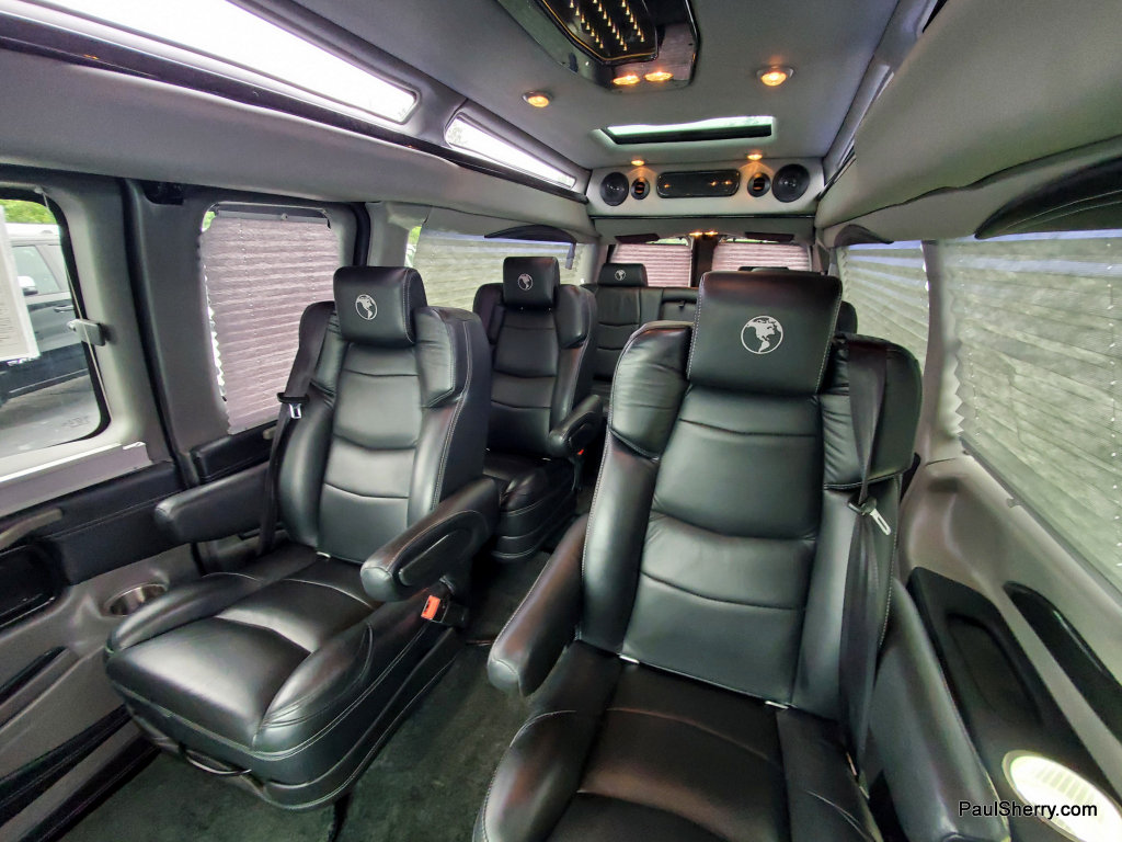 Used 2021 GMC Savana 3500 LS w/ Chrome Appearance Package RWD image 3
