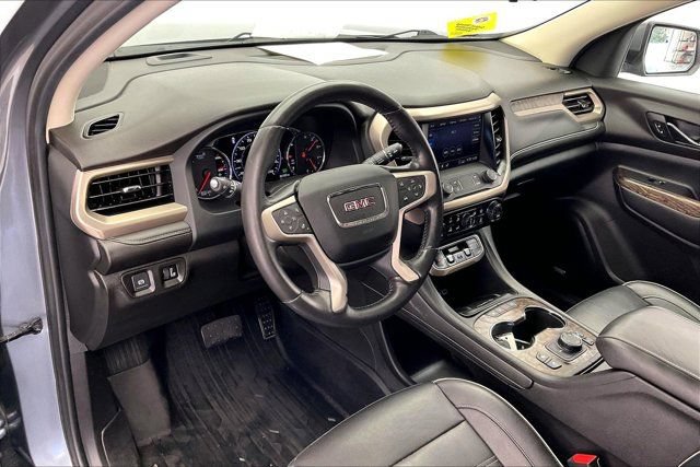 Used 2020 GMC Acadia Denali w/ Trailering Package AWD/4WD image 12