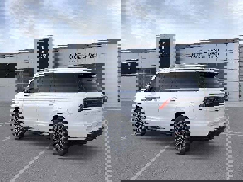 New 2026 Lincoln Navigator Black Label image 4