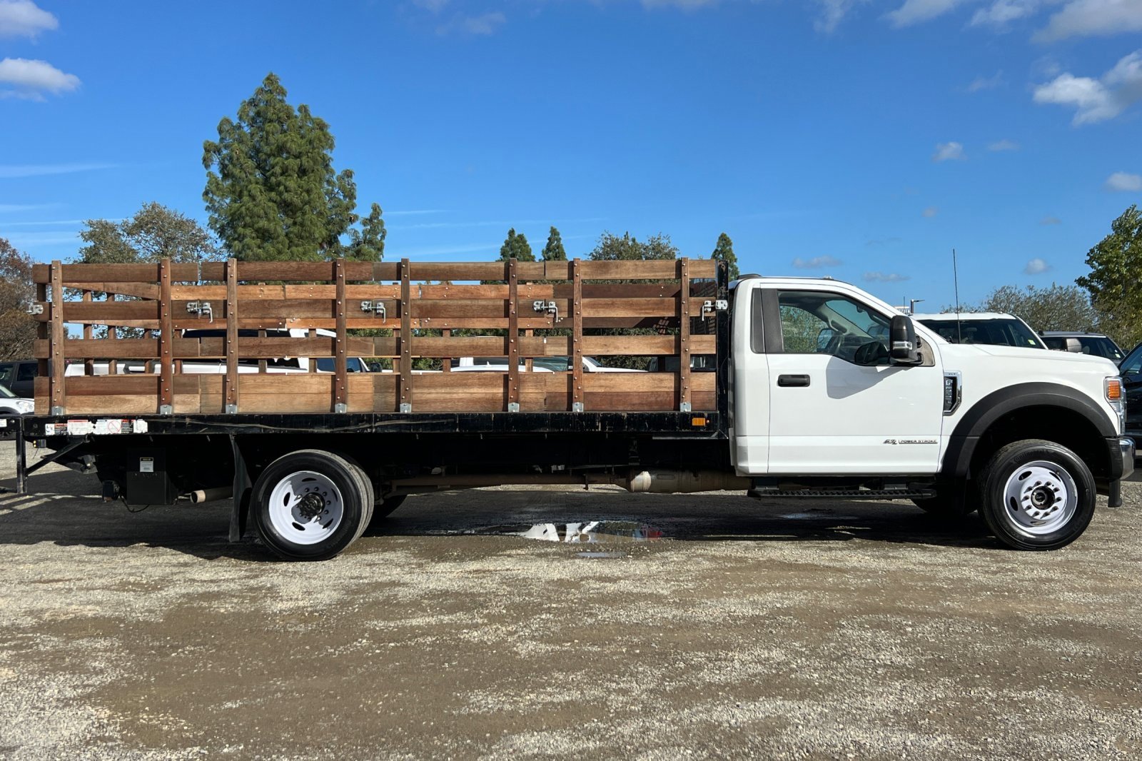Certified 2022 Ford F550 4x4 Regular Cab Super Duty image 3