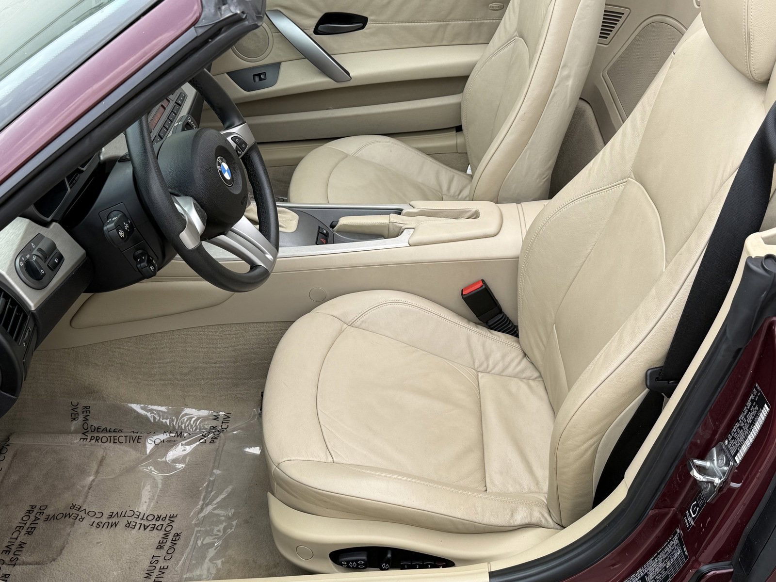 Used 2004 BMW Z4 3.0i RWD image 25
