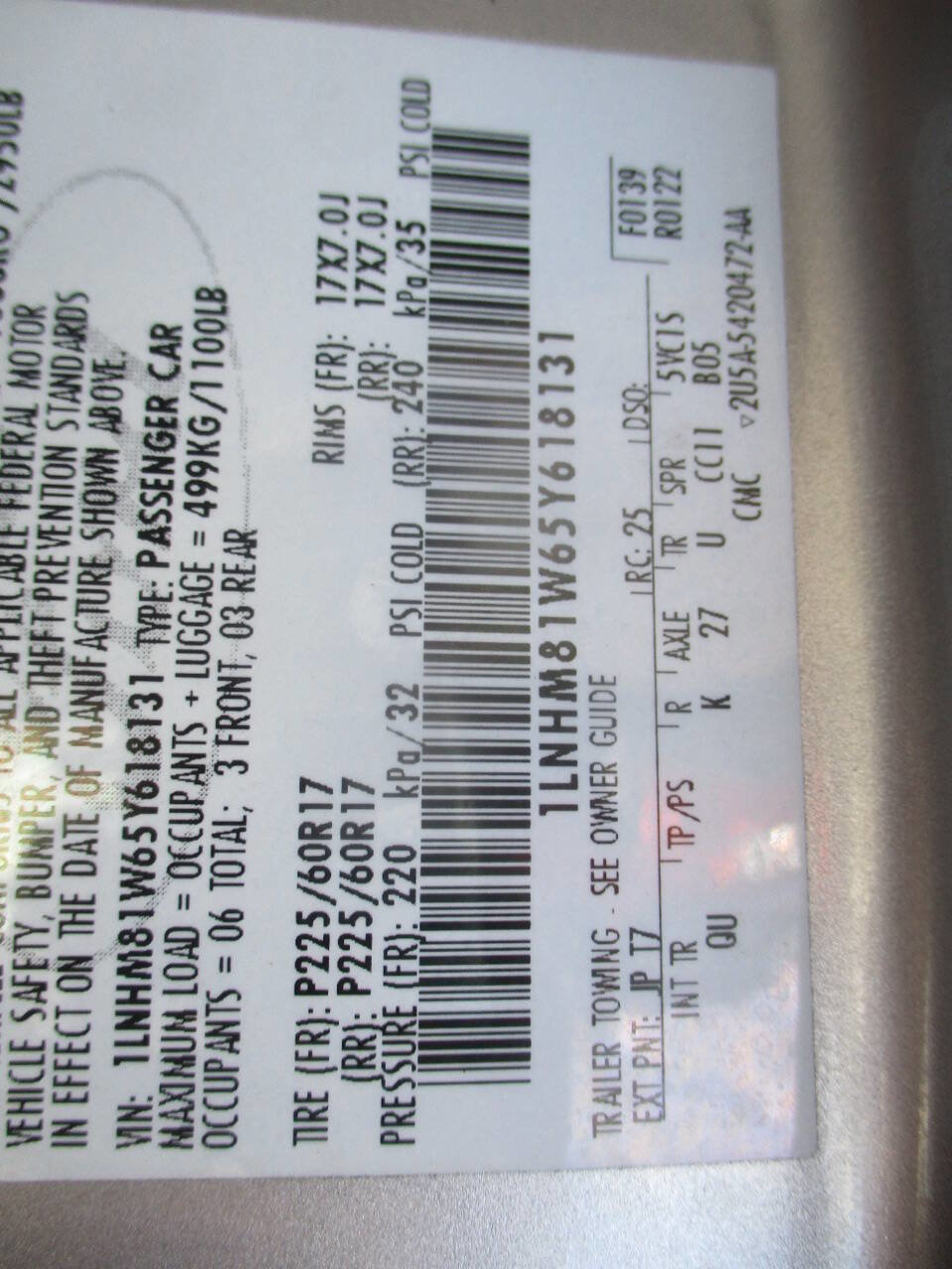 Used 2005 Lincoln Town Car Signature image 13