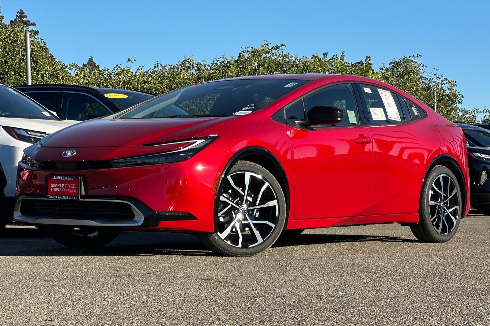New 2026 Toyota Prius Plug-In Hybrid image 2