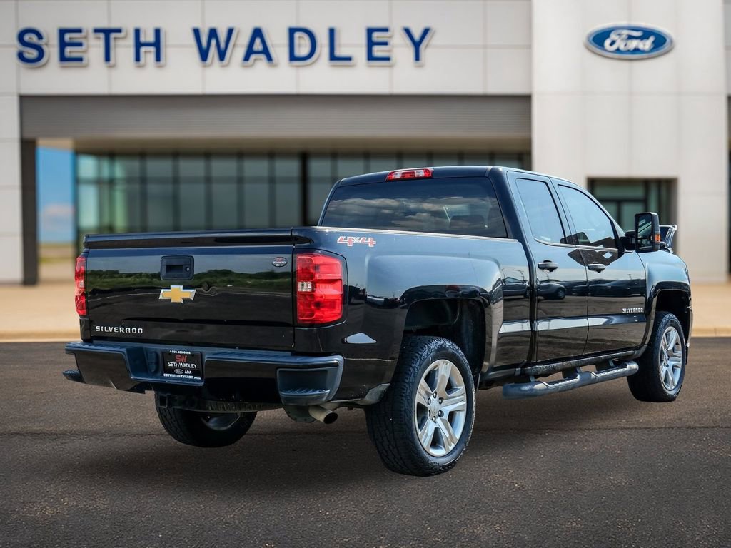 Used 2017 Chevrolet Silverado 1500 Custom w/ Custom Convenience Package AWD/4WD image 44