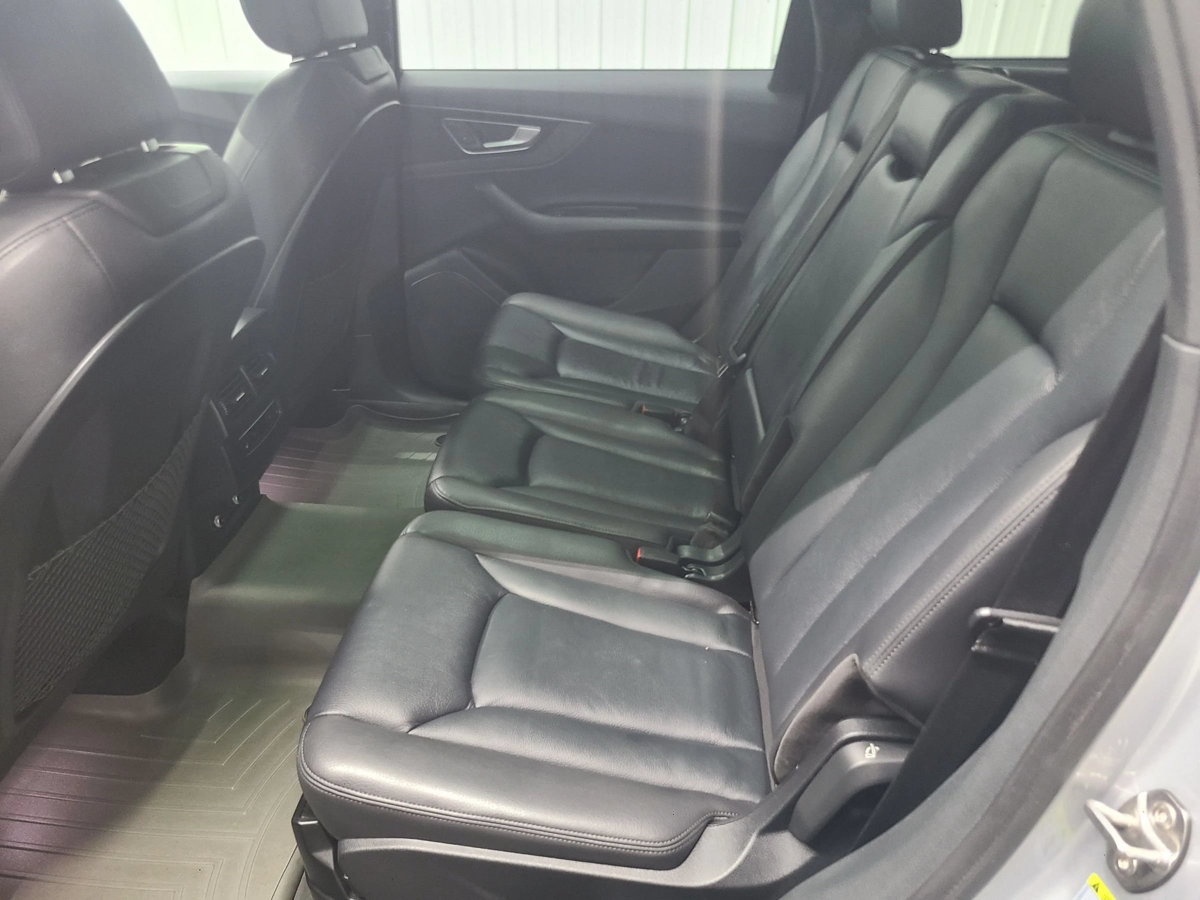 Used 2019 Audi Q7 3.0T Premium w/ Convenience Package AWD/4WD image 39