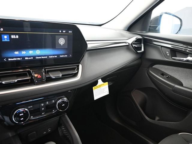 New 2026 Chevrolet TrailBlazer LT w/ Convenience Package AWD/4WD image 17