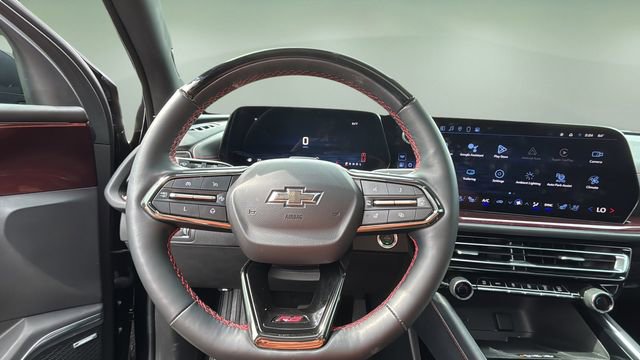 Used 2024 Chevrolet Traverse RS image 10