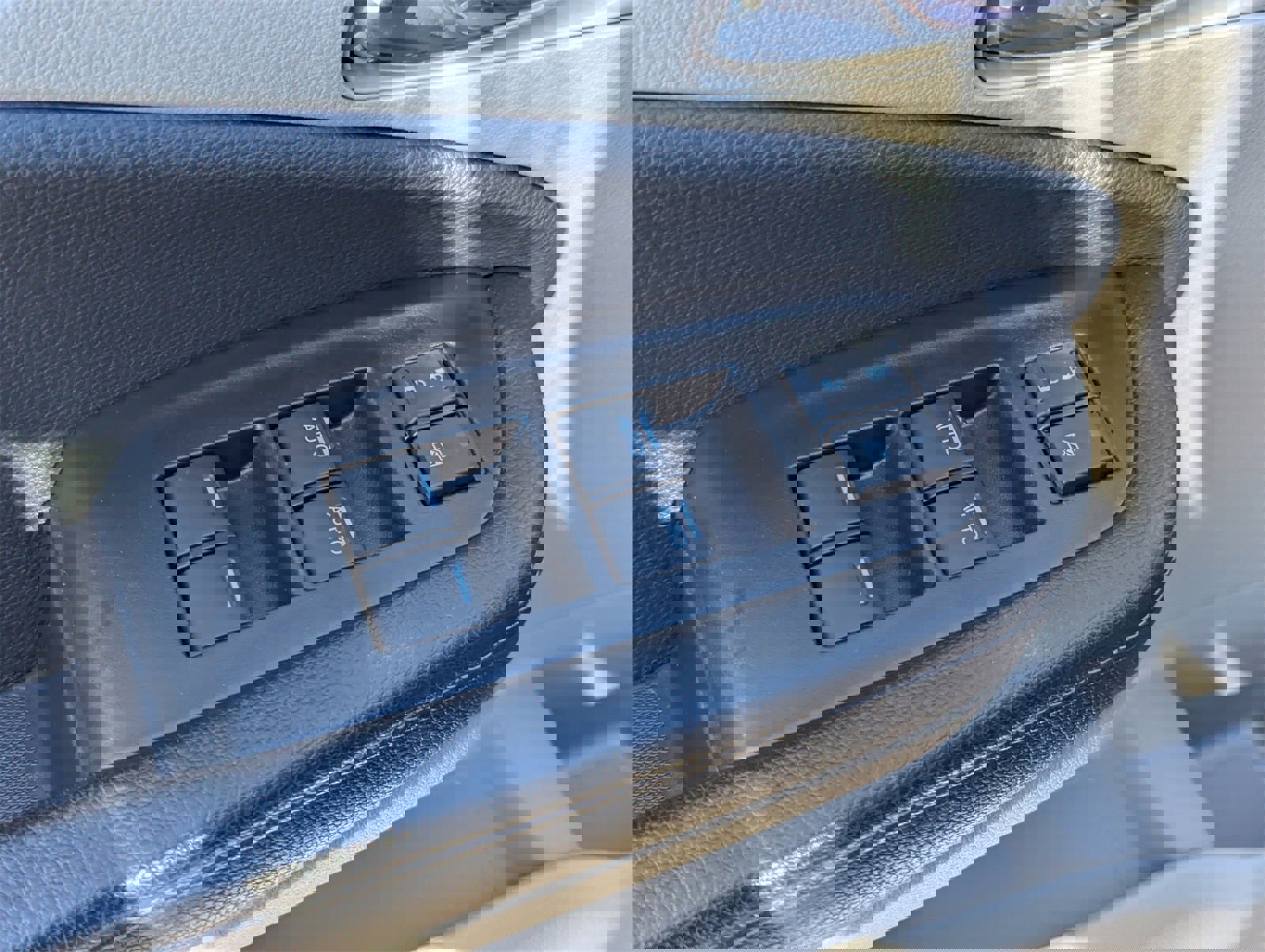 Used 2018 Honda Ridgeline RTL-E image 29