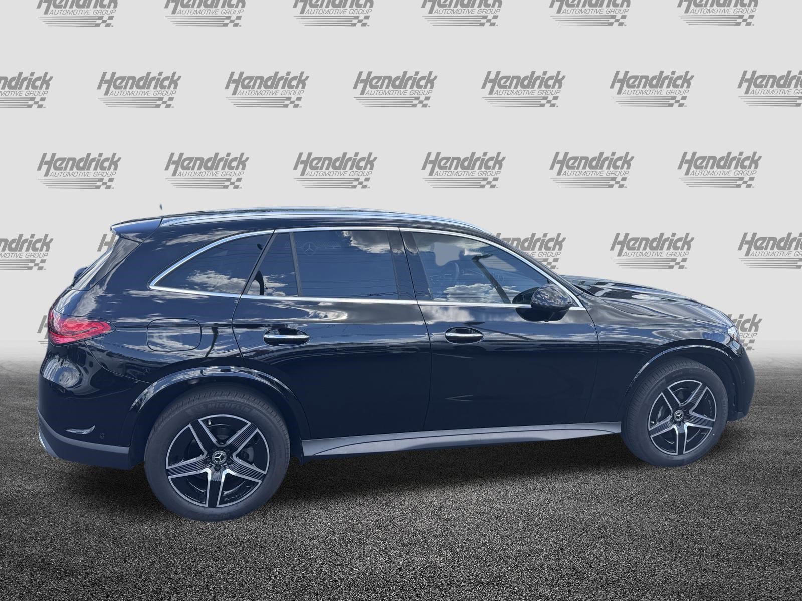 Used 2026 Mercedes-Benz GLC 300 image 11