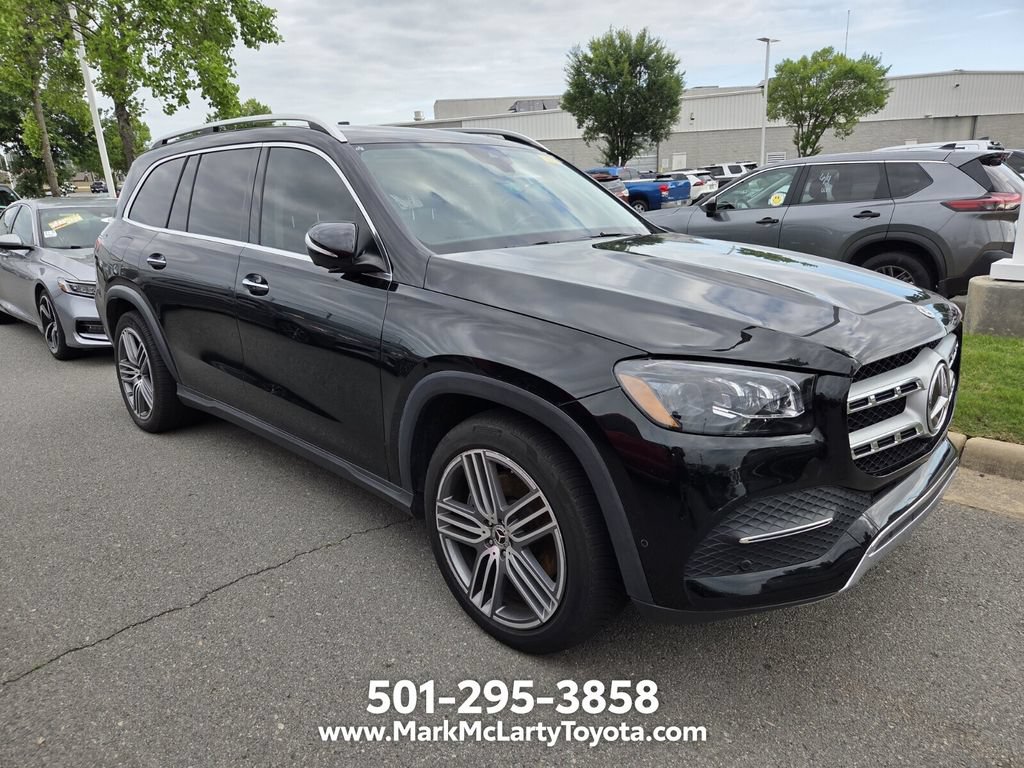 Used 2023 Mercedes-Benz GLS 450 4MATIC image 3