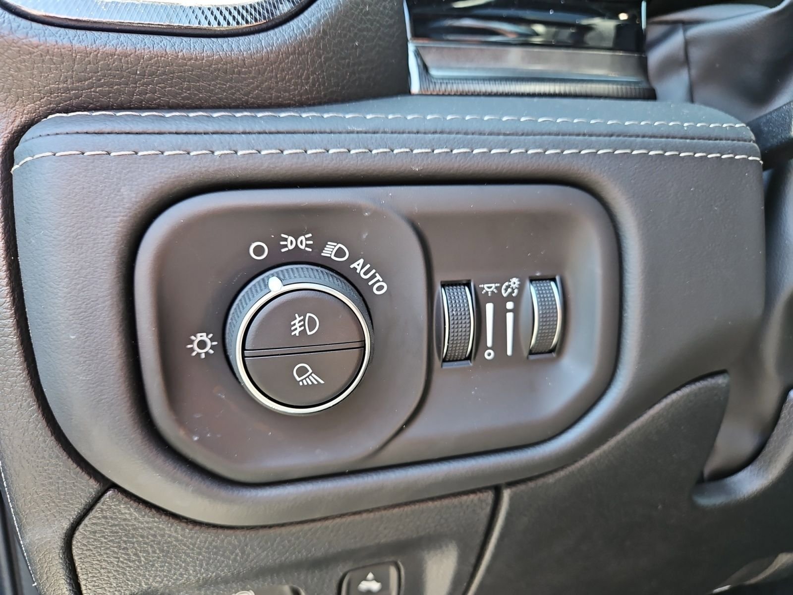 New 2026 RAM 1500 RHO w/ RHO Level 1 Equipment Group AWD/4WD image 22