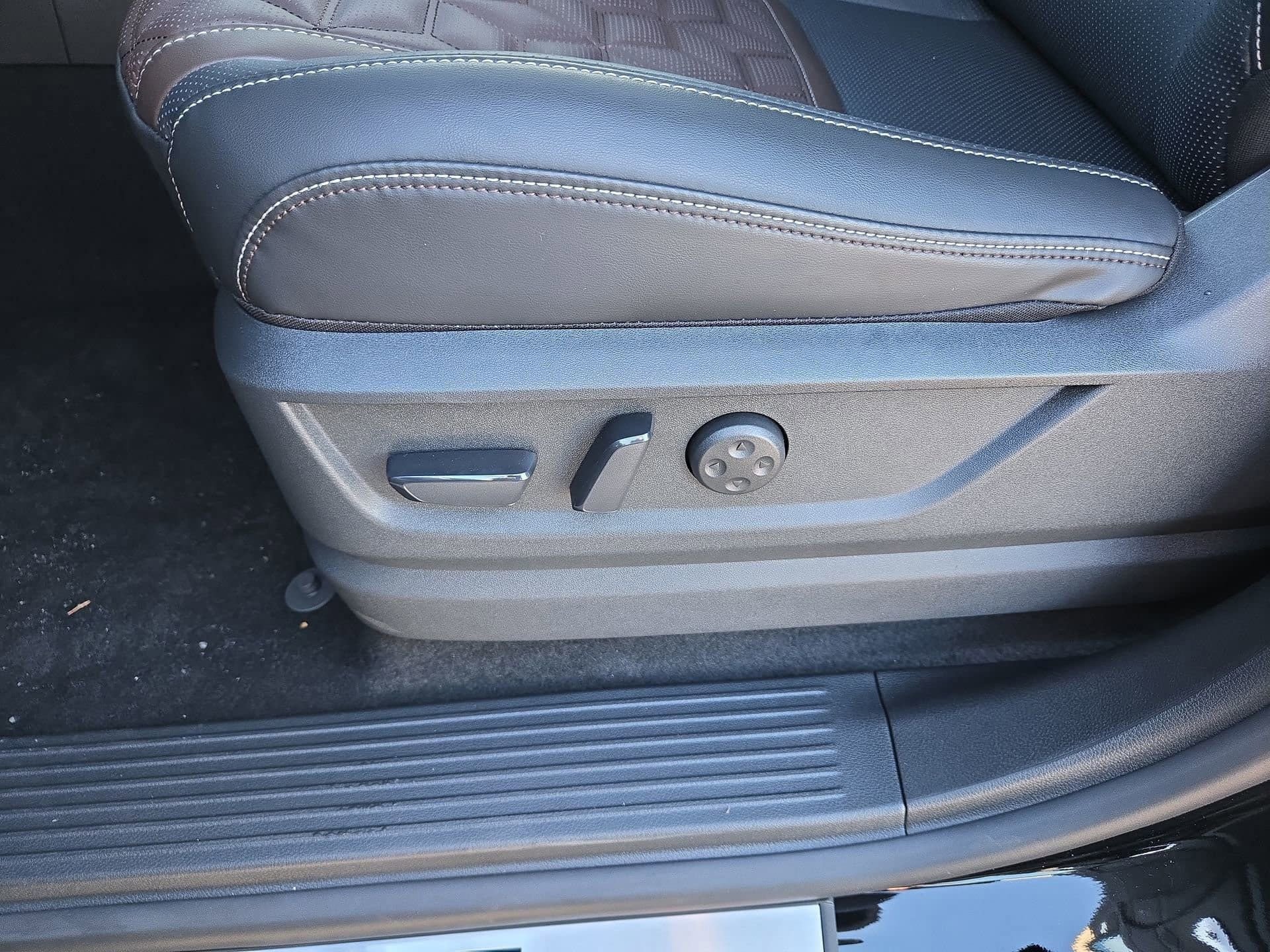 New 2026 Nissan Armada Platinum AWD/4WD image 33