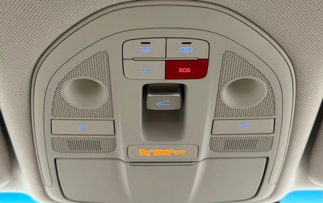 Used 2026 Genesis G70 2.5T Prestige image 26