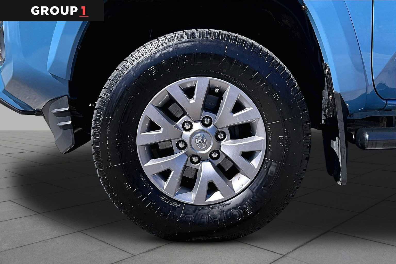 Used 2019 Toyota Tacoma SR5 AWD/4WD image 11