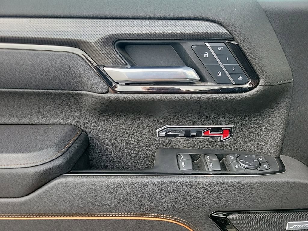 Used 2025 GMC Sierra 1500 AT4 AWD/4WD image 13