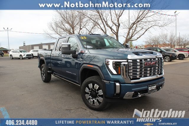 Used 2025 GMC Sierra 3500 Denali w/ Denali Reserve Package AWD/4WD image 7