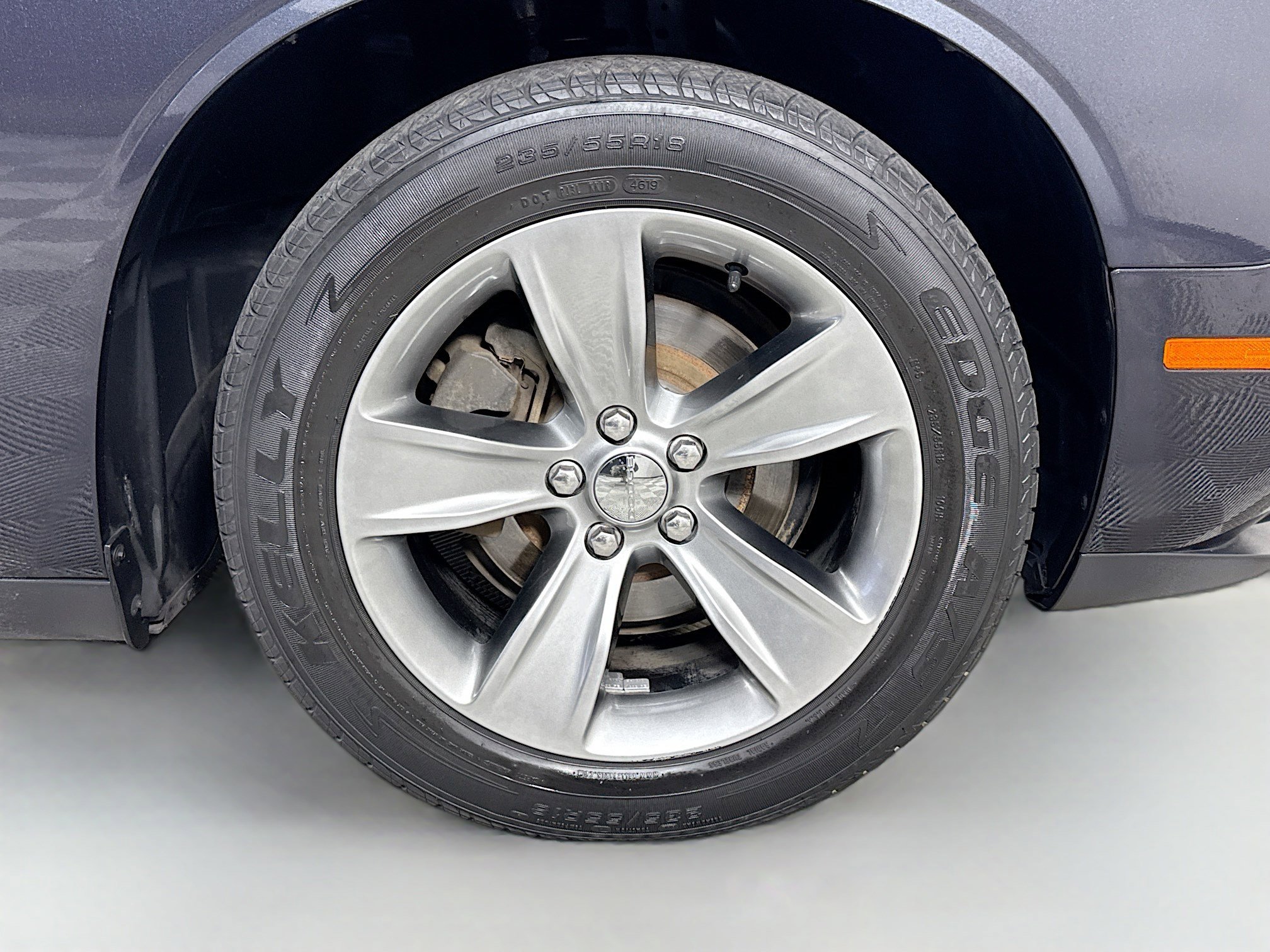 Used 2016 Dodge Challenger SXT image 29