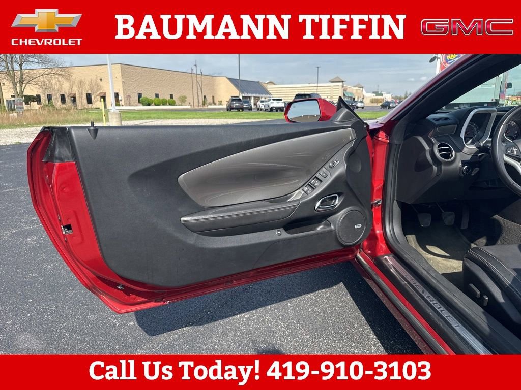Used 2014 Chevrolet Camaro SS w/ RS Package image 15