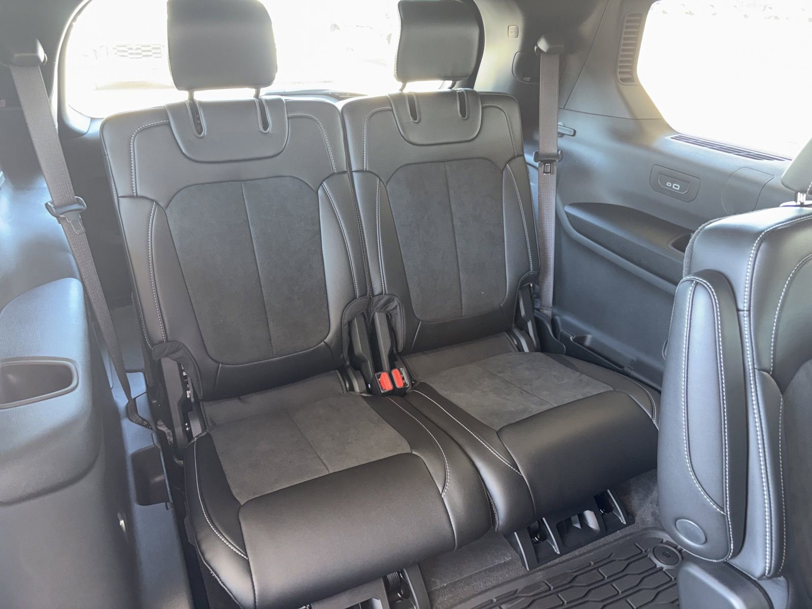 New 2025 Jeep Grand Cherokee L Altitude image 15