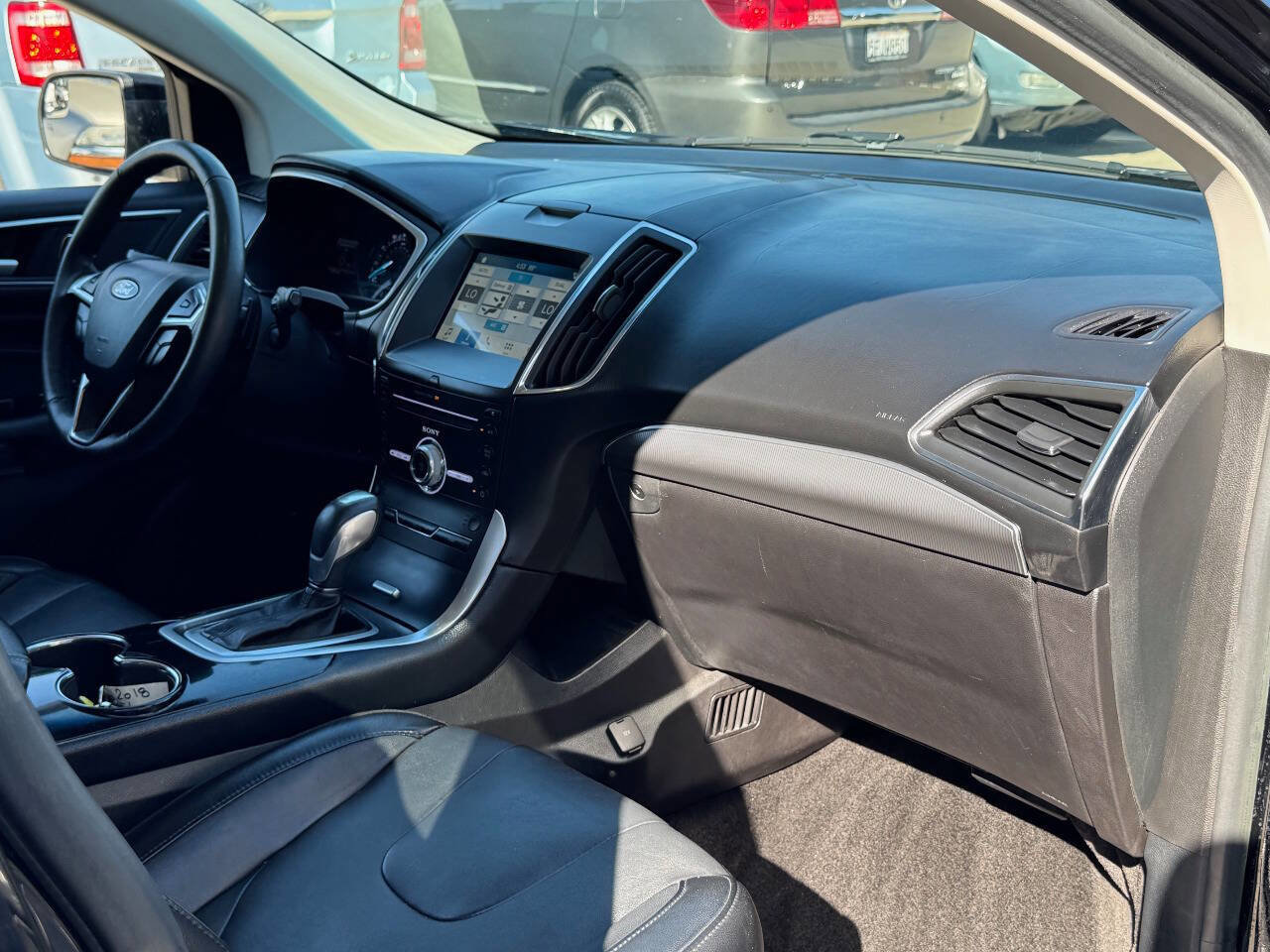 Used 2018 Ford Edge Titanium image 20