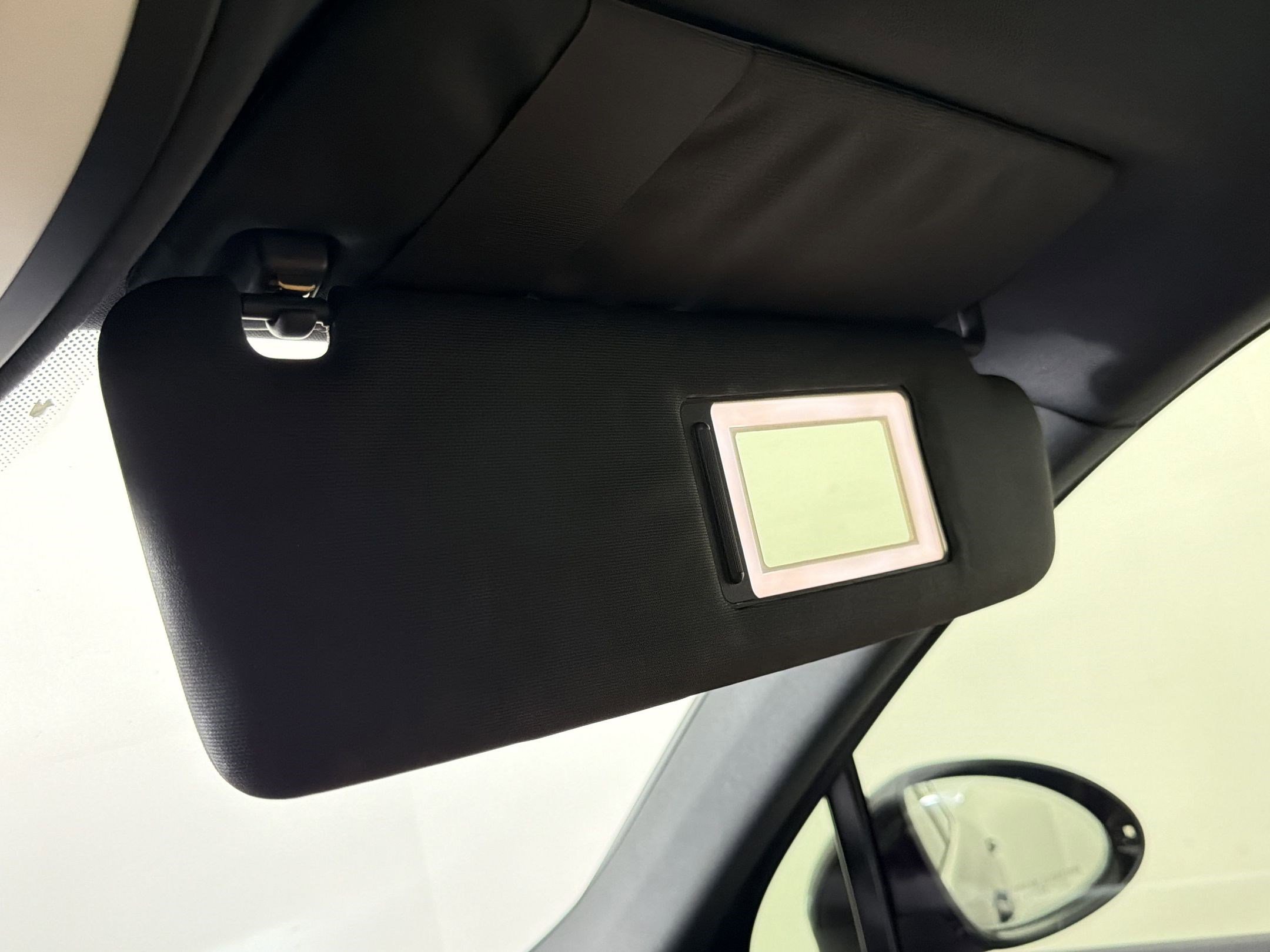 Used 2016 Porsche Cayenne image 28