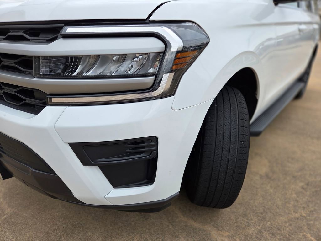 Used 2024 Ford Expedition Max XLT AWD/4WD image 33