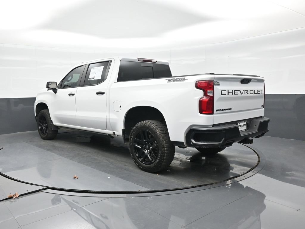 Used 2024 Chevrolet Silverado 1500 LT Trail Boss w/ Convenience Package II image 4