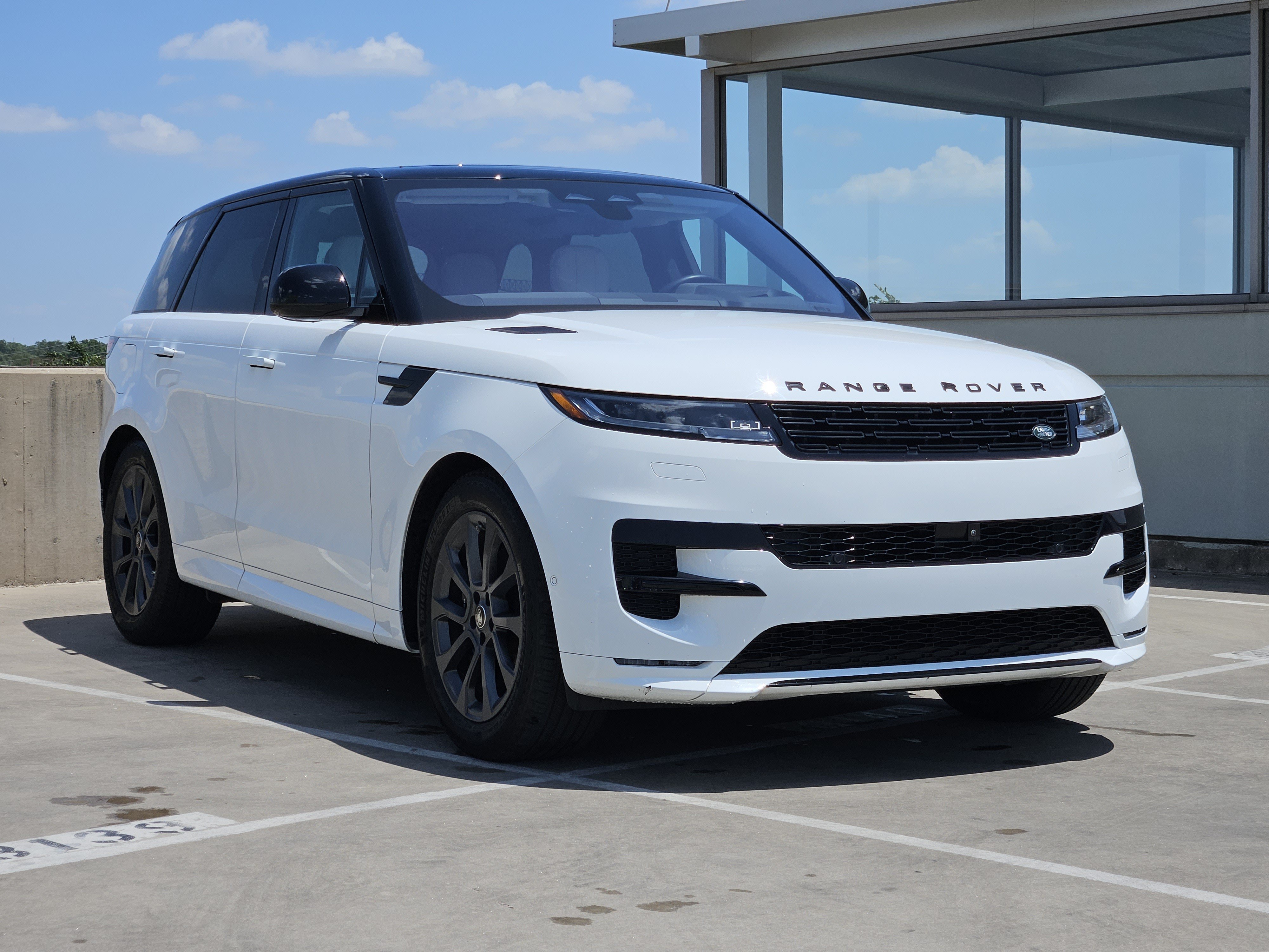 Used 2023 Land Rover Range Rover Sport SE Dynamic AWD/4WD image 10