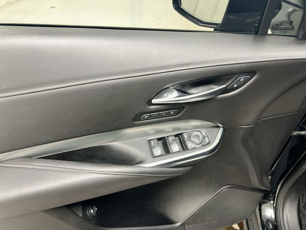 Used 2020 Cadillac XT4 Premium Luxury AWD/4WD image 20