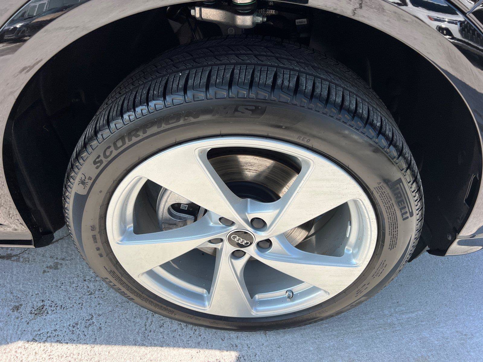 Certified 2025 Audi Q5 Premium Plus AWD/4WD image 12