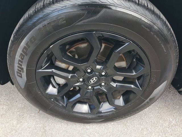 Certified 2023 Hyundai Santa Fe XRT image 9