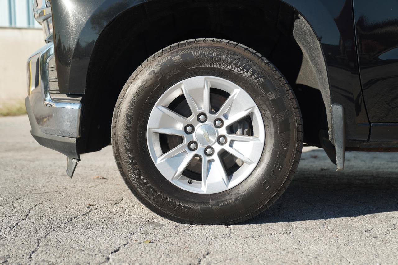 Used 2020 Chevrolet Silverado 1500 LT RWD image 9