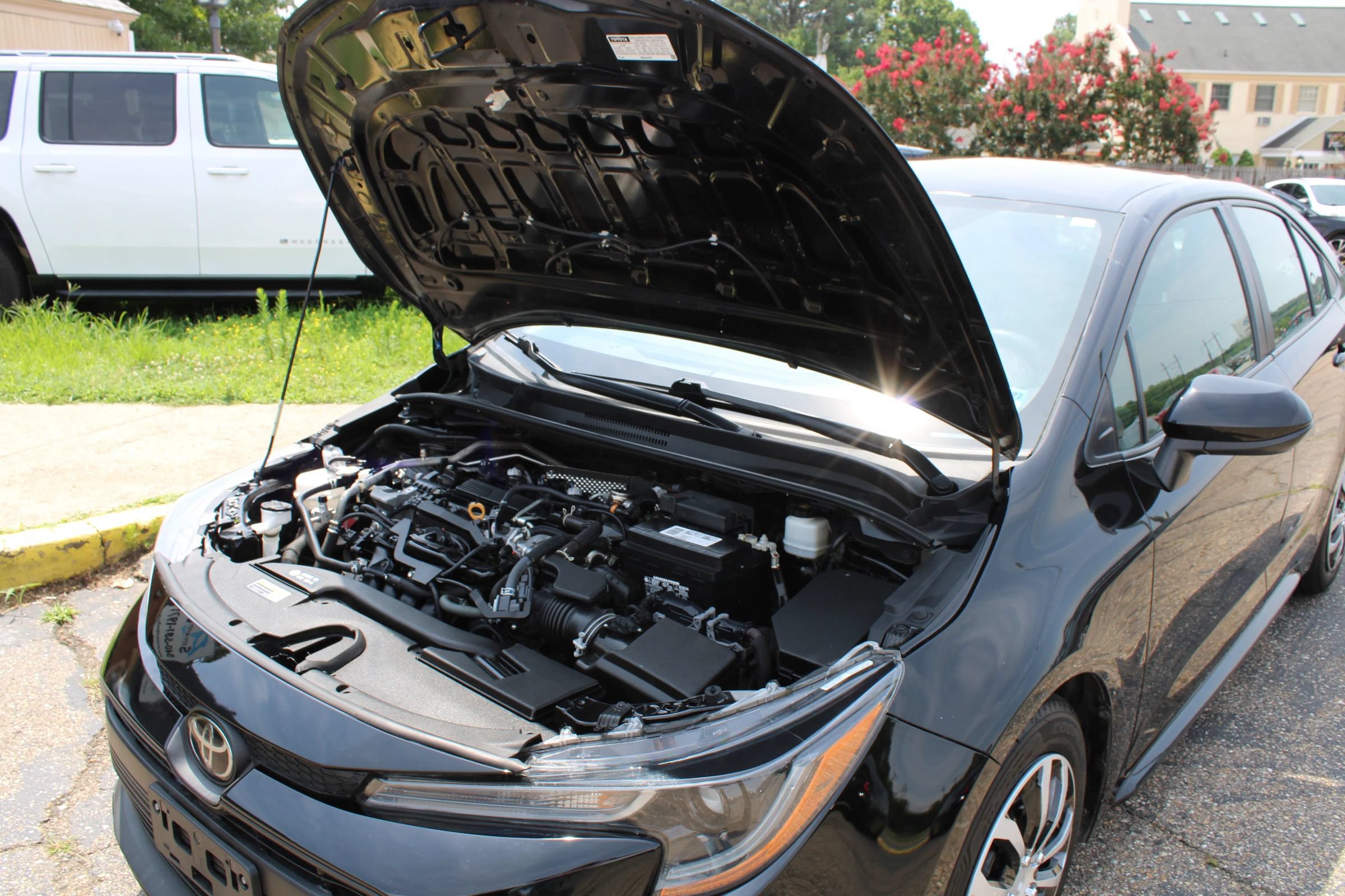 Used 2023 Toyota Corolla LE FWD image 27